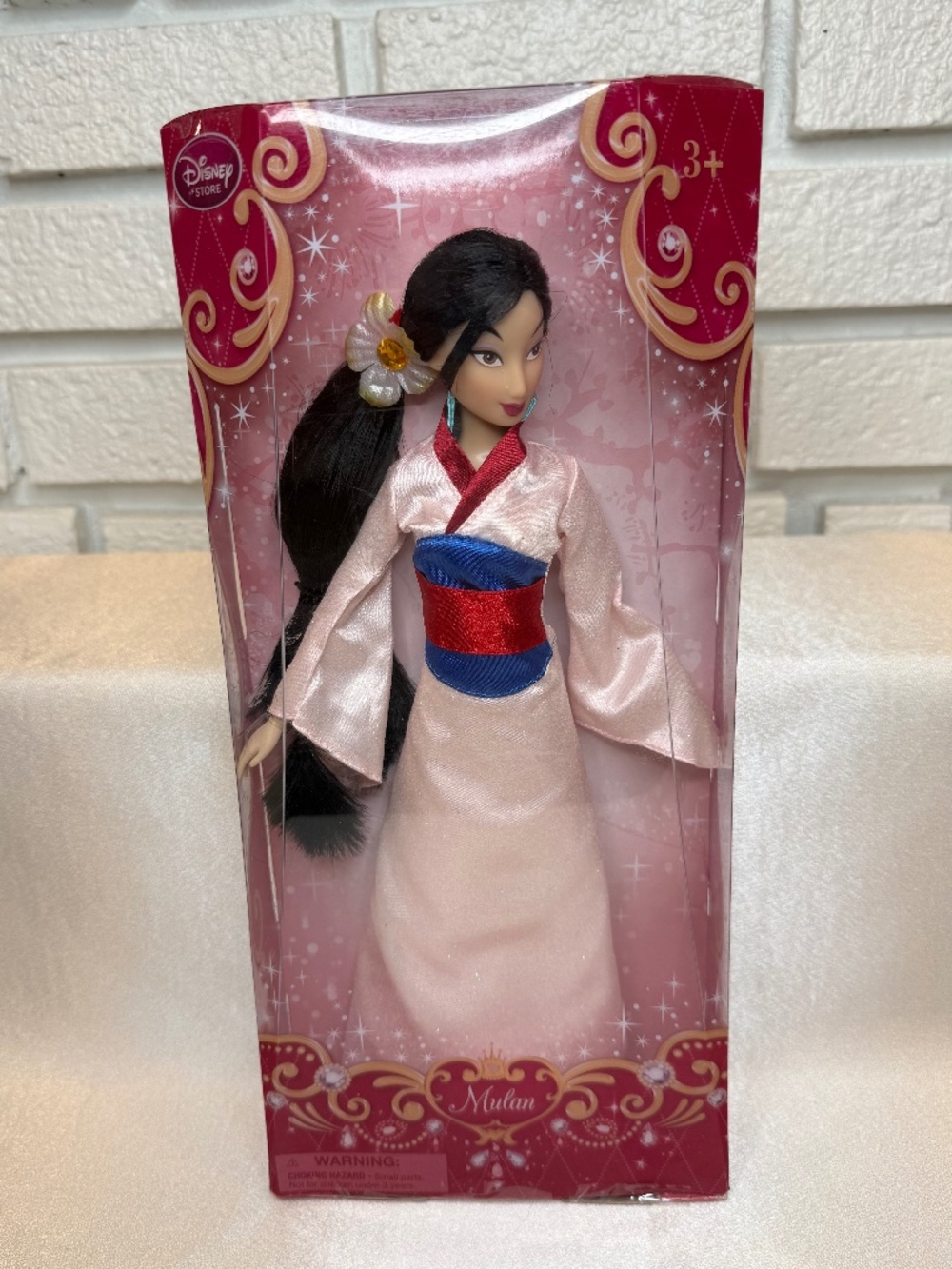Disney Store Classic Princess Mulan Doll in Box